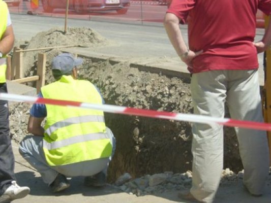 RAJA va reabilita conductele de apă de pe bulevardul 1 Mai